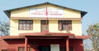 दुधौरा खोला किनारका घरटहरा हटाउन वन कार्यालयको १५ दिने अल्टिमेटम