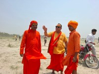 जिल्ला अदालतबाट फरार वीरगंजका मेयर राजेशमान सिंह विहारकाे सिवानमा याेगीकाे भेषमा !