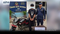 मोटरसाइकल चोरी गर्दै गरेको अवस्थामा एक युवक पक्राउ