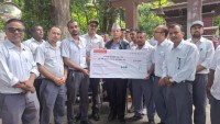 सूर्य नेपालका श्रमिकले जुटाए सवा दुई लाख राहत