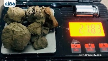 ब्राउन सुगरसहित आठ जना पक्राउ