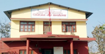 दुधौरा खोला किनारका घरटहरा हटाउन वन कार्यालयको १५ दिने अल्टिमेटम