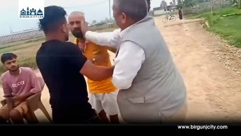 सडक ढलानको भिडियो खिच्ने युवामाथि वडाध्यक्षद्वारा हातपात