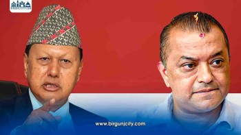गगन थापाले विदेशीको इसारामा कांग्रेस विभाजन गरेको मोहन बस्नेतको आरोप