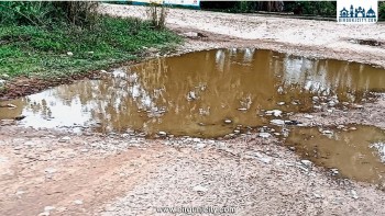 निरन्तर वर्षाले खेतीमा राहत, तर ग्रामीण सडक हिलाम्मे हुँदा जनजीवन प्रभावित
