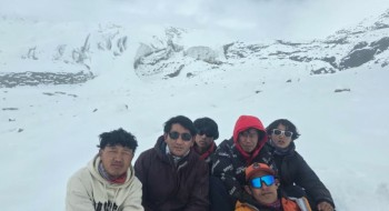 मनास्लुमा हिमताल संरक्षण माग्दै अनसनरतहरूको स्वास्थ्य अवस्था बिग्रँदै