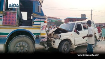 ट्रक–स्कारपियो ठोक्किँदा आठ जना घाइते