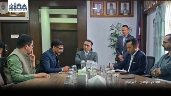 सेयर बजारमा आतंकित पार्ने काम भयो, आत्तिनु पर्दैन’— अर्थमन्त्री