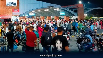 बडादशैँमा पनि रोकिएन विदेशिने नेपालीको लर्को, रोजगारी र भविष्यको खोजीमा युवा विदेशिँदै