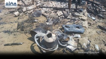 ग्यास सिलिन्डर लिक लिक भई  आगलागी हुँदा  दुईतले घर जलेर खरानी
