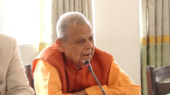 महन्थ ठाकुरको प्रश्न : ‘के हाम्रो जेनेरेसन खत्तम, अहिलेको मात्र सही हो?