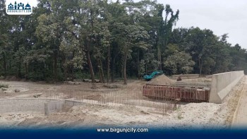 चाडपर्वसँगै रोकियो महेन्द्र राजमार्ग विस्तारको काम