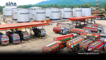 चालु आर्थिक वर्षको सात महिनामा पेट्रोलियम पदार्थ आयात एक खर्ब नाघ्यो, राजस्व संकलन ५२ अर्ब पुग्यो