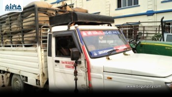 अवैध भन्सार छली : लाखौँ मूल्यका सामान, पिकअप र चालक नियन्त्रणमा