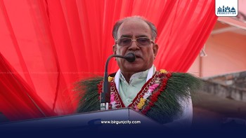 कांग्रेस र एमालेलाई माओवादीले बोक्दा उनीहरूलाई फाइदा भयो : पुष्पकमल दाहाल ‘प्रचण्ड’