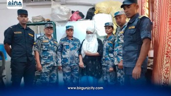 रुपन्देहीमा एक किलो सुनका गरगहनासहित महिला पक्राउ