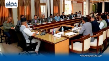 गृहमन्त्री गुरुङसँग मधेस र लुम्बिनीका सांसदको छलफल, सीमा र भन्सार सुधारमा जोड