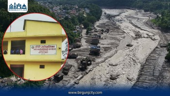 भोटेकोशी बाढीपीडितलाई ठोरी गाउँपालिकाको ११ लाख सहयोग