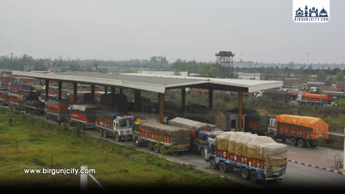 एमआरपी अनिवार्य नियमले वीरगंज भन्सार प्रभावित, जाँचपास रोकिँदा राजश्वमा ठूलो गिरावट
