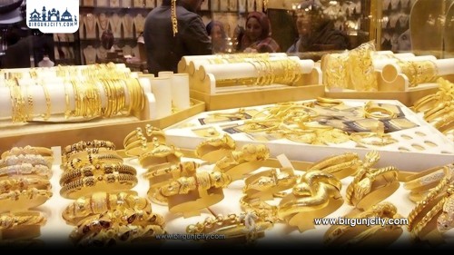 सुनचाँदीको मूल्यमा एकाएक गिरावट, सुन तोलामा ७ हजार ९ सयले घट्यो