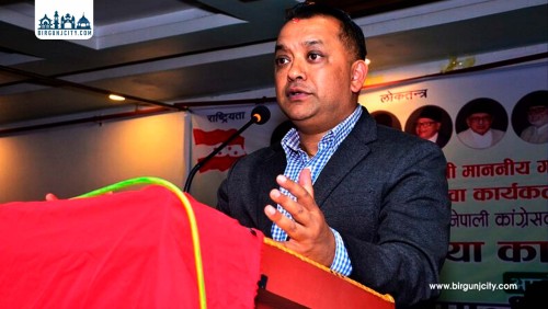 प्रधानमन्त्री लोकप्रिय भए पनि संविधानभन्दा माथि हुँदैनन् : गगन थापा