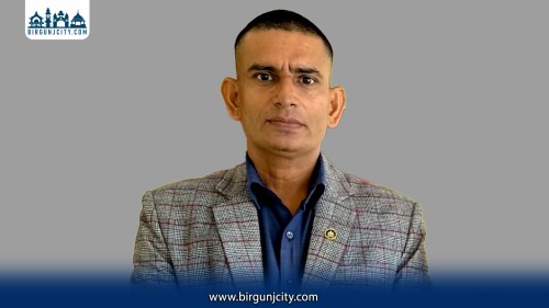 ३५० रुपैयाँमा मोबाइलको कभर र सिसा फेरेका प्रहरीलाई पर्यो १० लाखको बम्पर उपहार