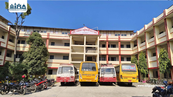 हरि खेतान बहुमुखी क्याम्पसमा एक महिनादेखि तालाबन्दी,व्यवस्थापन पक्षले वार्ताको बाटो रोज्यो