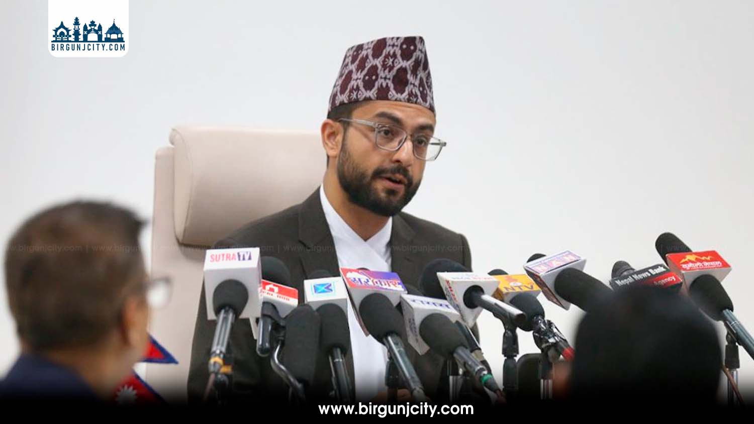 सय दिनमा सरकारले के , के गर्‍यो ?  हेर्नुहोस् पूर्णपाठ