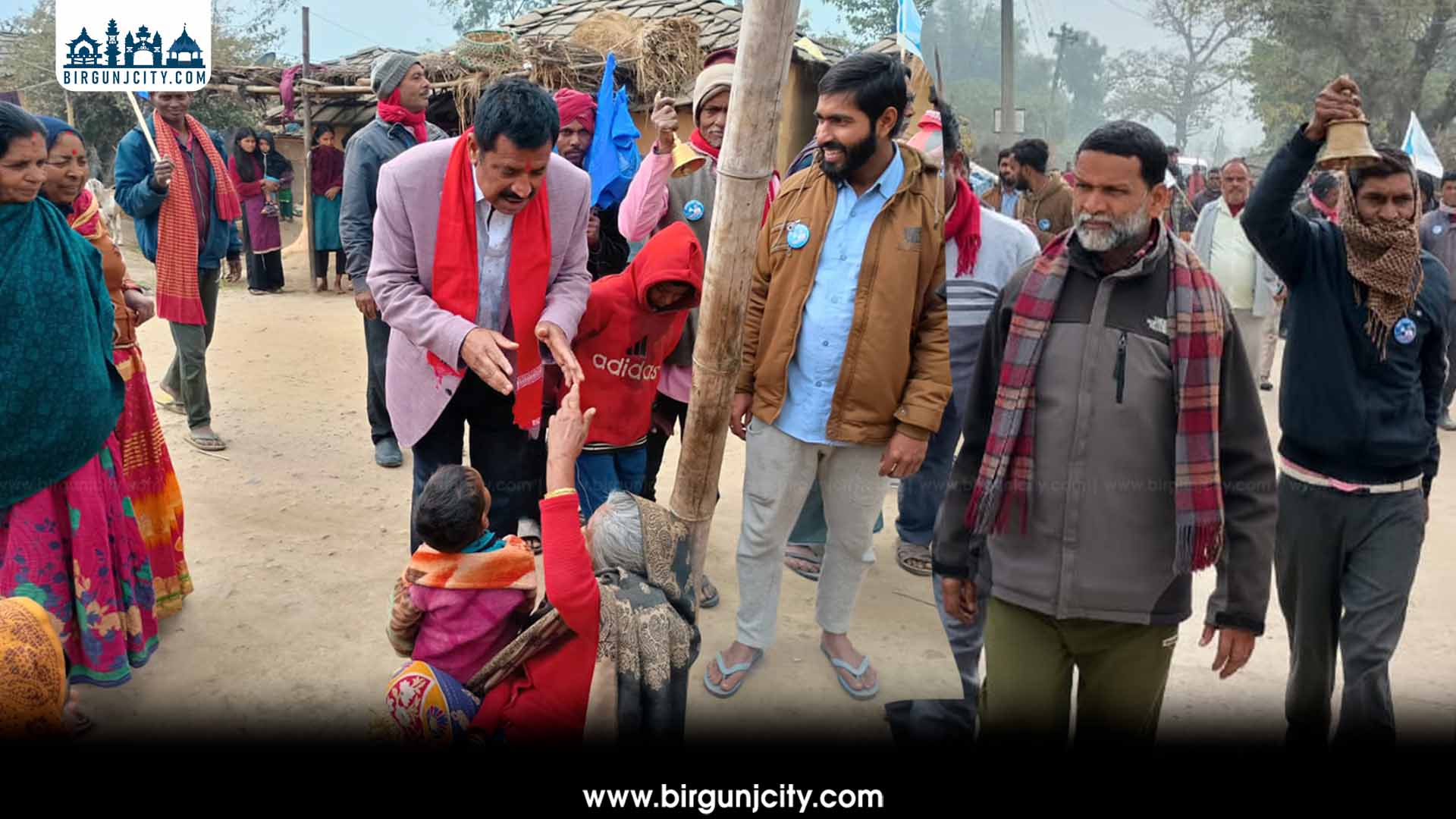 पर्सा ३ का रास्वपा उम्मेदवार चौरसियाको पटेर्वा सुगौली गाउँपालिका वडा नं. १ र ३ मा मतदाता भेटघाट कार्यक्रम समपन्न